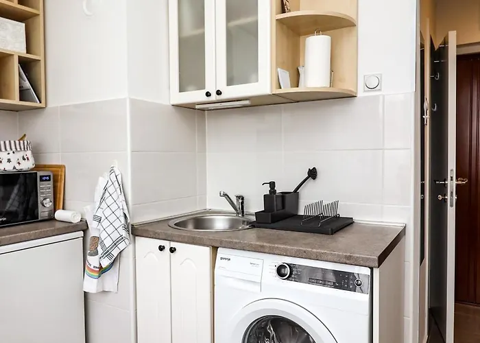 Astra Apartment Near The Main Train Station